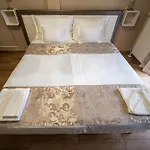Zenubia Hotel 3*