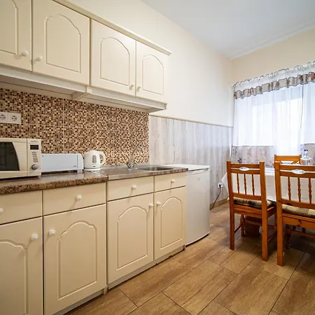 Zenubia Hotel 3*