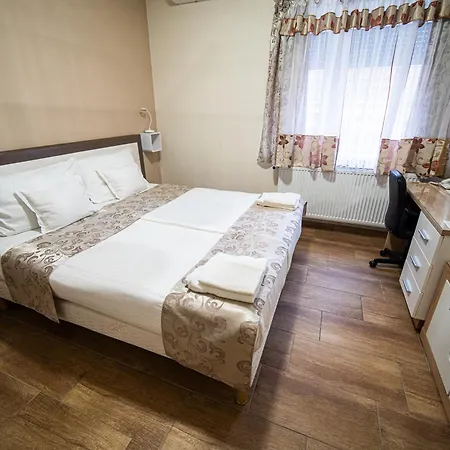 Zenubia 3* Hajdúszoboszló
