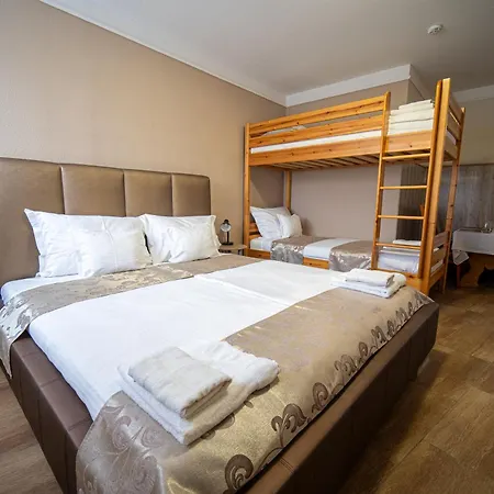 Hotel Zenubia 3*