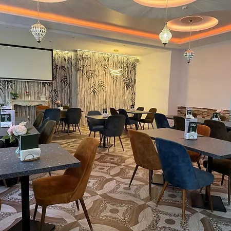 Zenubia Hotel 3*